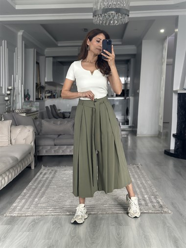 Haki Etek Görünümlü Pileli Kuşaklı Kadın Pantolon