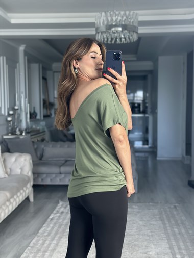 Haki Ön Arka V Yaka Kısa Kol Kadın T-Shirt