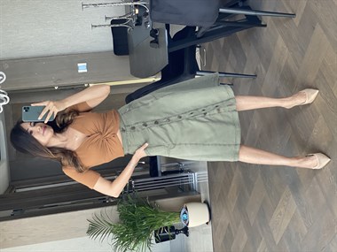 Haki Önü Düğmeli Midi Boy Tensel Etek