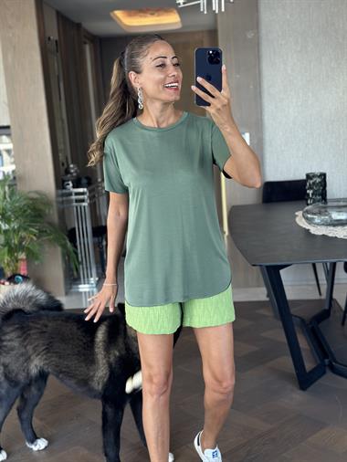 Haki Bisiklet Yaka Modal Kadın T-Shirt