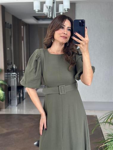 Haki Prenses Kol Vatkalı Kemerli Müslin Kumaş Kadın Maksi Boy Elbise