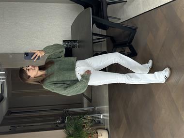 Haki Yıkama Efektli Kadın Triko Crop Kazak