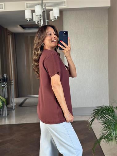 Kahverengi A Nakışlı Bisiklet Yaka Kısa Kol Kadın T-Shirt