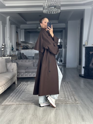 Kahverengi Allerli Oversize Kuşaklı Uzun Kadın Trençkot