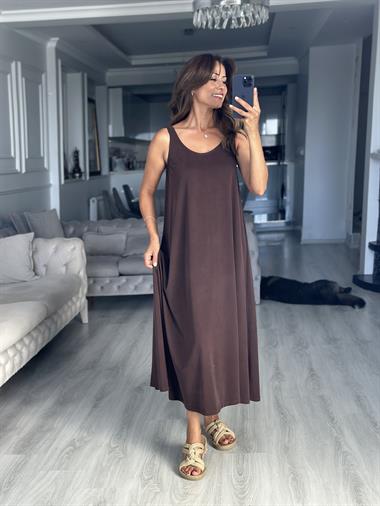 Kahverengi Askıları Lastikli U Yaka Modal Midi Boy Kadın Elbise