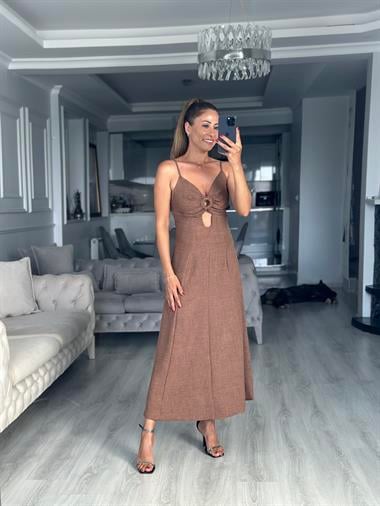 Kahverengi Ayarlanabilir İp Askılı Dekolteli Parçalı Midi Boy Kadın Elbise