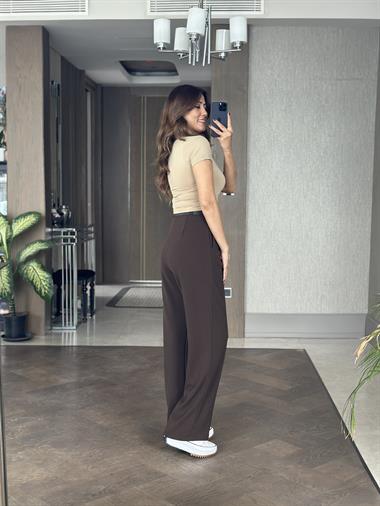 Kahverengi Çift Pileli Kemerli Likralı Krep Kadın Pantolon