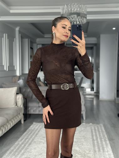 Kahverengi Dik Yaka Flok Desenli Uzun Kol Kadın Bluz