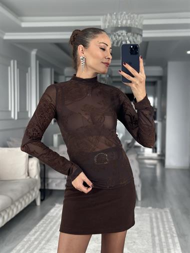 Kahverengi Dik Yaka Flok Desenli Uzun Kol Kadın Bluz