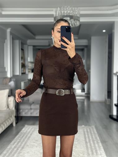Kahverengi Dik Yaka Flok Desenli Uzun Kol Kadın Bluz