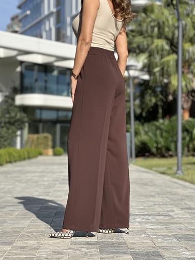 Kahverengi Düğmeli Arka Bel Lastikli Geniş Paça Kumaş Kadın Pantolon