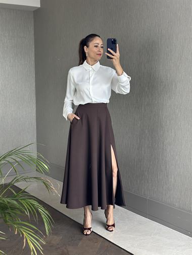 Kahverengi Godeli Yandan Yırtmaçlı Cepli Kadın Midi Boy Etek