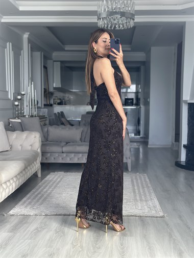 Kahverengi Gold Simli Halter Yaka Maxi Boy Kadın Elbise