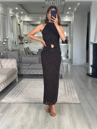 Kahverengi Halter Yaka Salyangoz Tokalı Simli Maxi Boy Kadın Elbise
