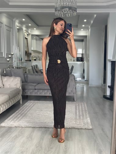 Kahverengi Halter Yaka Salyangoz Tokalı Simli Maxi Boy Kadın Elbise
