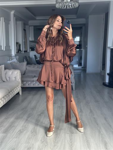 Kahverengi İpek Saten İçi Şortlu Tasarım Kadın Elbise