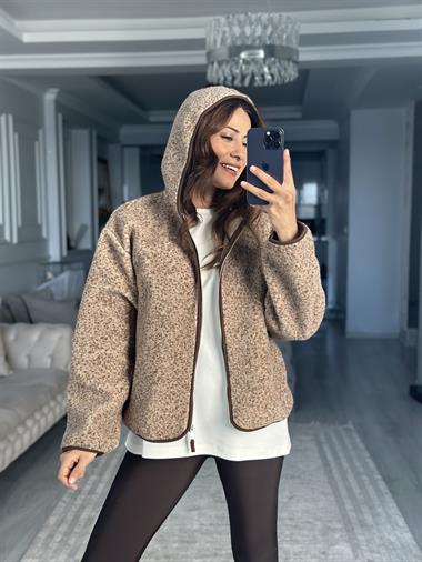 Kahverengi Kapüşonlu Fermuarlı Cepli Polar Kadın Ceket