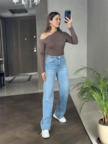 Kahverengi Karol Asimetrik Yaka Uzun Kollu Kadın Body