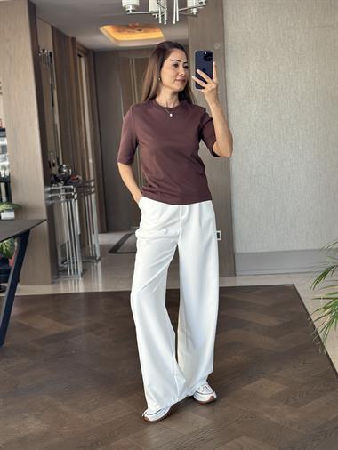 Kahverengi Karol Vatkalı Yakası Ribanalı Kısa Kol Kadın T-Shirt