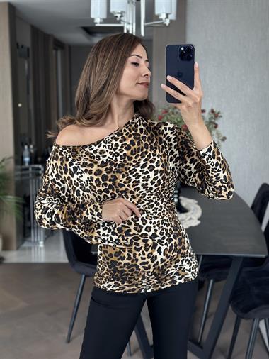 Kahverengi Leopar Desen Düşük Omuz Kadın Bluz