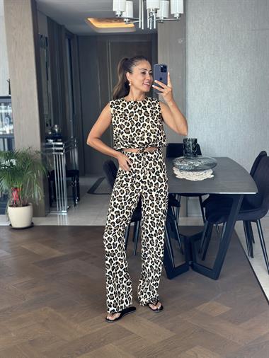Kahverengi Leopar Vual Desenli Ayarlanabilir Bağcıklı Sıfır Kol Bluz Pantolon Kadın Alt Üst Takım