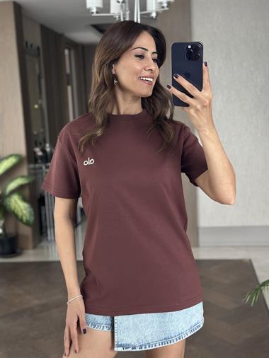 Kahverengi Logo Detaylı Bisiklet Yaka Basic Kadın T-Shirt