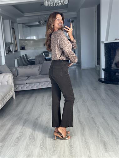 Kahverengi Mini Flare Paçası Püsküllü Kadın Jean Pantolon