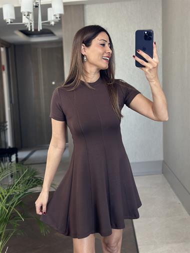 Kahverengi Modal Kısa Kol Dikiş Detay Kadın Mini  Kloş Elbise