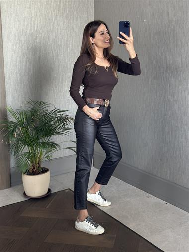 Kahverengi Mumlu Paçası Dikişli Kadın Jean Pantolon