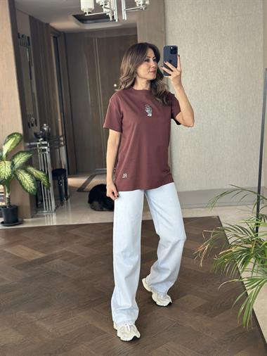 Kahverengi Önü Ayıcık RL Model Bisiklet Yaka Kadın T-Shirt
