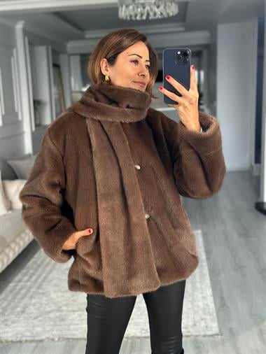 Kahverengi Önü Düğmeli Atkılı Kadın Kürk Mont
