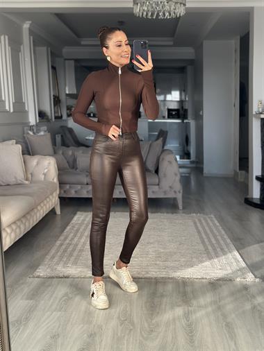 Kahverengi Ottoman Kumaş Fermuarlı Parmak Geçmeli Kadın Bluz