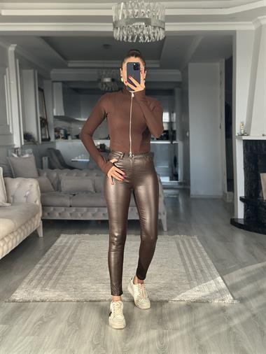 Kahverengi Ottoman Kumaş Fermuarlı Parmak Geçmeli Kadın Bluz