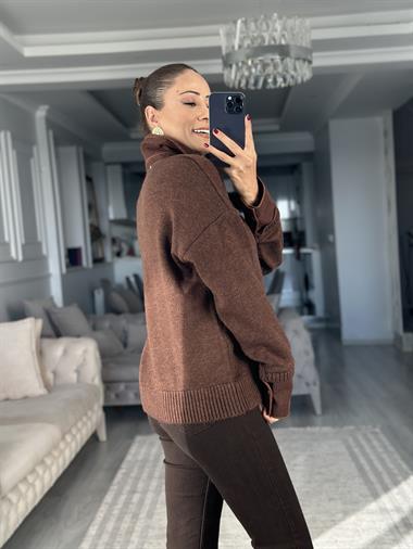Kahverengi Polo Yaka Jean Detay Kadın Triko Kazak