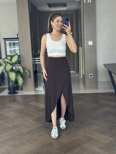 Kahverengi Sandy Kumaş Anvelop İçi Şortlu Kadın Midi Boy Etek