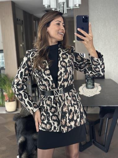 Kahverengi Siyah Leopar Desenli Kemerli Astarlı Kadın Kaşe Ceket