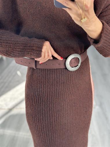 Kahverengi Süet Oval Tokalı Kadın Kemer