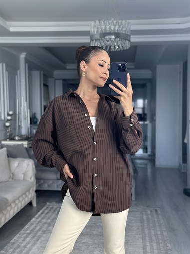 Kahverengi Tek Cepli Çizgi Detay Oversize Kadın Gömlek
