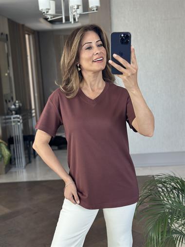 Kahverengi V Yaka MD Model Kadın T-Shirt