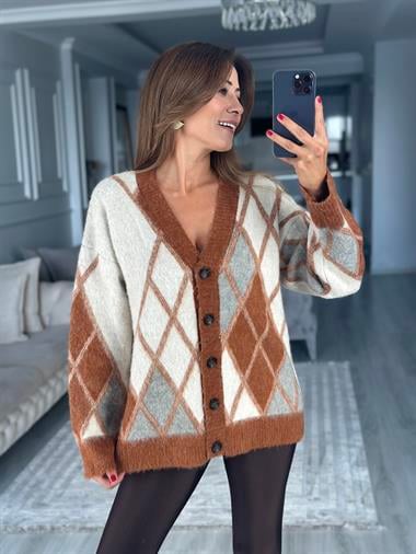 Karamel Baklava Desen V Yaka Şardonlu Kadın Triko Hırka 