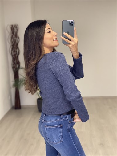 Kırçıllı Lacivert Uzun Kol Patlı Kadın Bluz