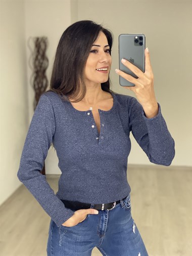 Kırçıllı Lacivert Uzun Kol Patlı Kadın Bluz
