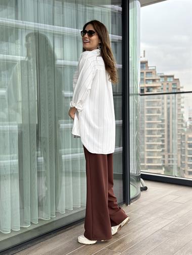 Kırık Beyaz Camel Çizgili İki Cepli Oversize Kadın Gömlek