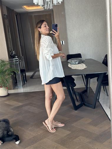 Kırık Beyaz Dokulu Transparan Kadın Gömlek