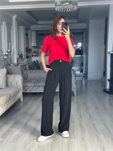 Kırmızı Ajurlu Kısa Kollu Kadın Bluz