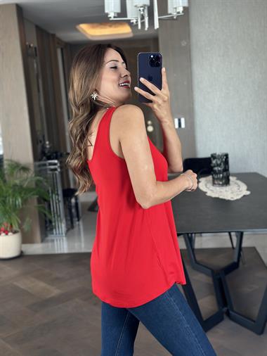 Kırmızı Askılı Eteği Oval Oversize Kadın Bluz