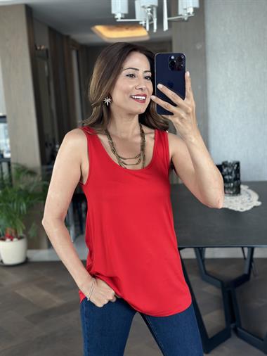 Kırmızı Askılı Eteği Oval Oversize Kadın Bluz