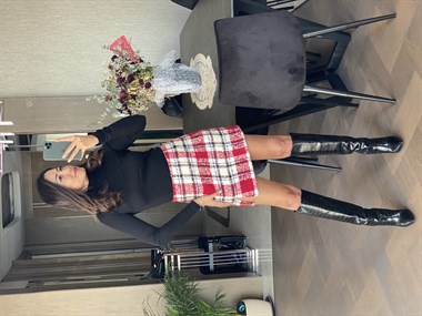 Kırmızı Astarlı Tüvit Kadın Etek