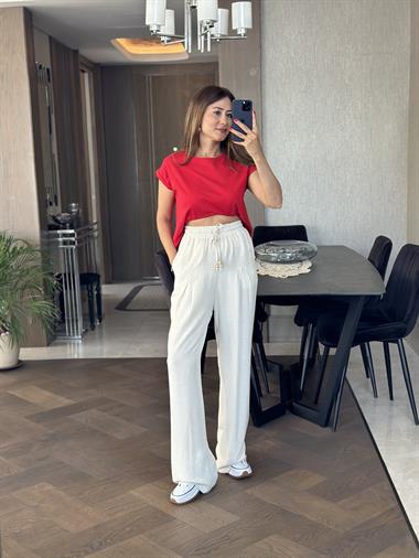 Kırmızı Bisiklet Yaka Basic Top Kadın Crop T-Shirt