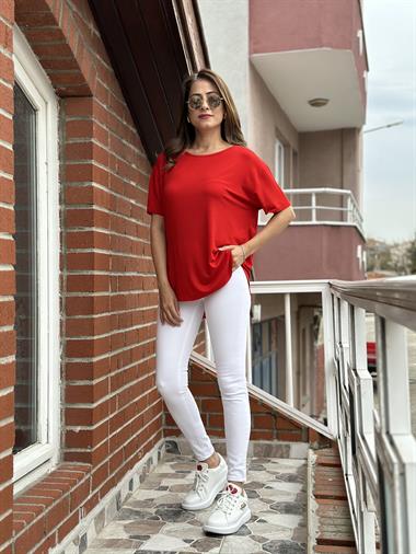 Kırmızı Bisiklet Yaka  Kolu Ve Eteği Lazer Kesim Kadın T-Shirt